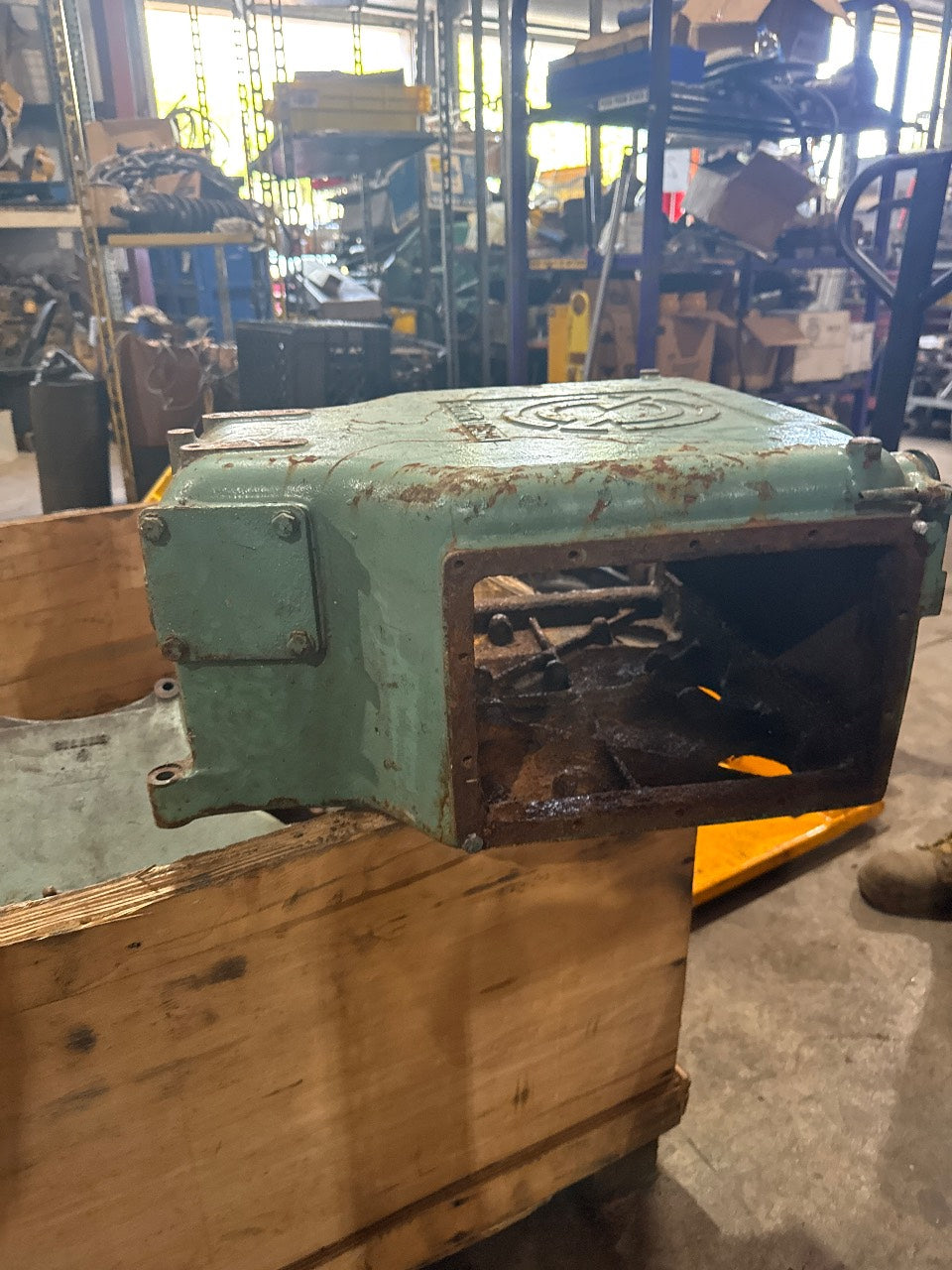 Detroit Diesel 12V-71 Marine Heat Exchanger Tank Housing - Used Core