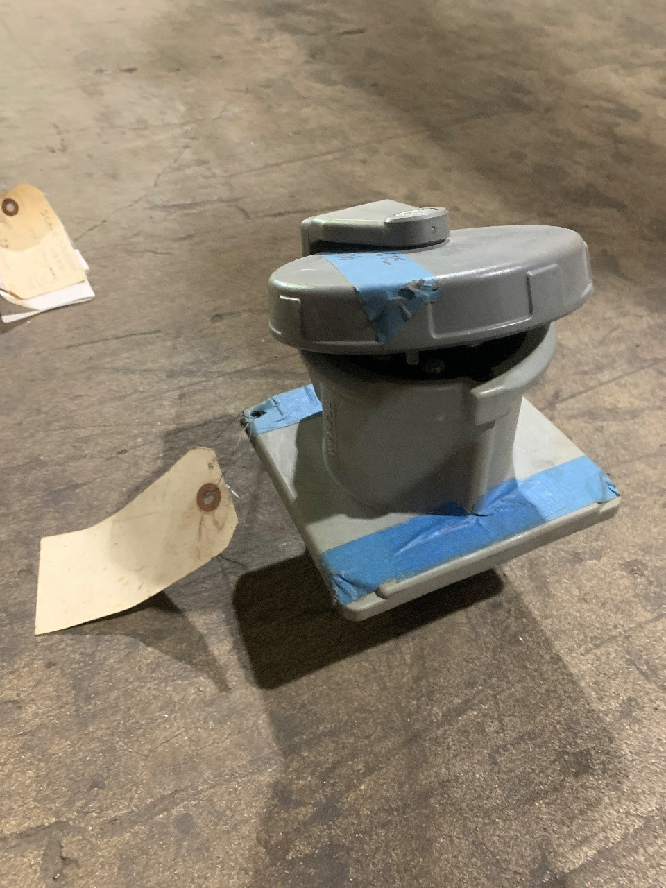 Hubbell HBL5100B9R 100A Pin & Sleeve Shore Power Outlet Receptacle - Used