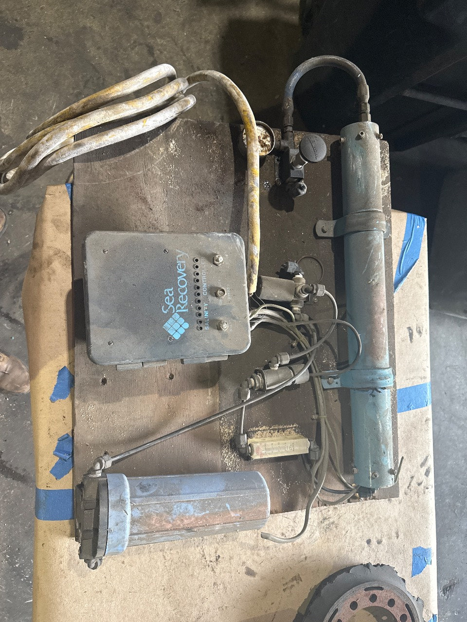 Sea Recovery Marine Watermaker System with Salinity Controller, RO Membrane Vessel, Pre-Filter & High-Pressure Regulator - Used