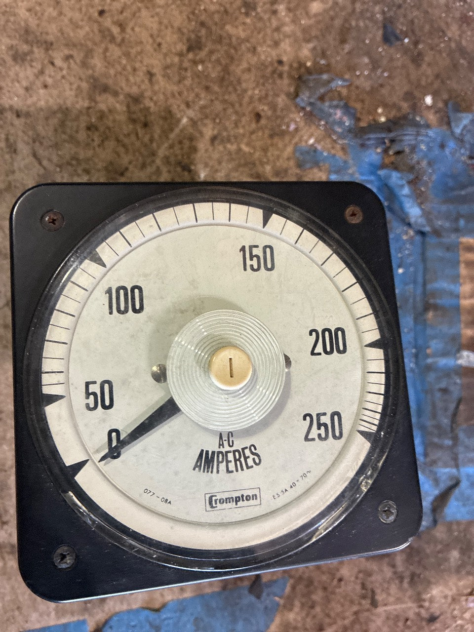 Crompton Instruments 077-08AA-LSRS-H1 AC Ammeter 0-250A Switchboard Panel Meter - Used