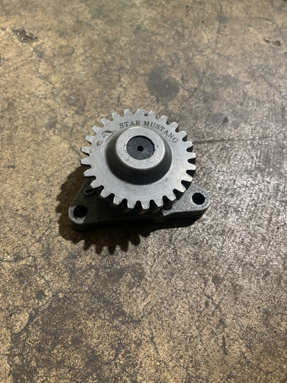 Star Mustang Oil Pump Assembly for Yanmar 3TNE68 / 3TNA72 (John Deere AM875006 / AM101377 Style) - Used
