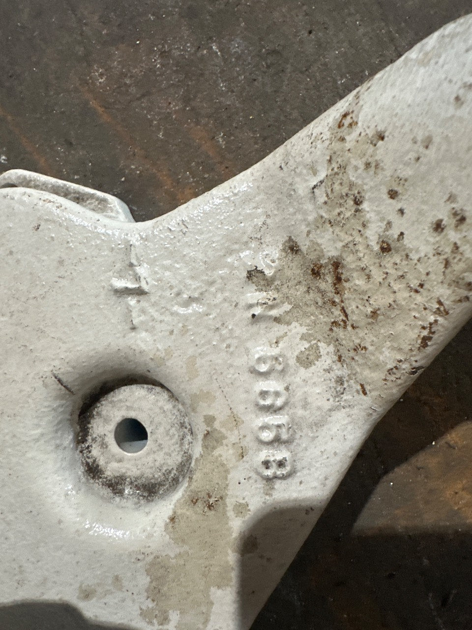 Caterpillar 2N6658 Cast Water Pump / Coolant Housing Bracket - Used