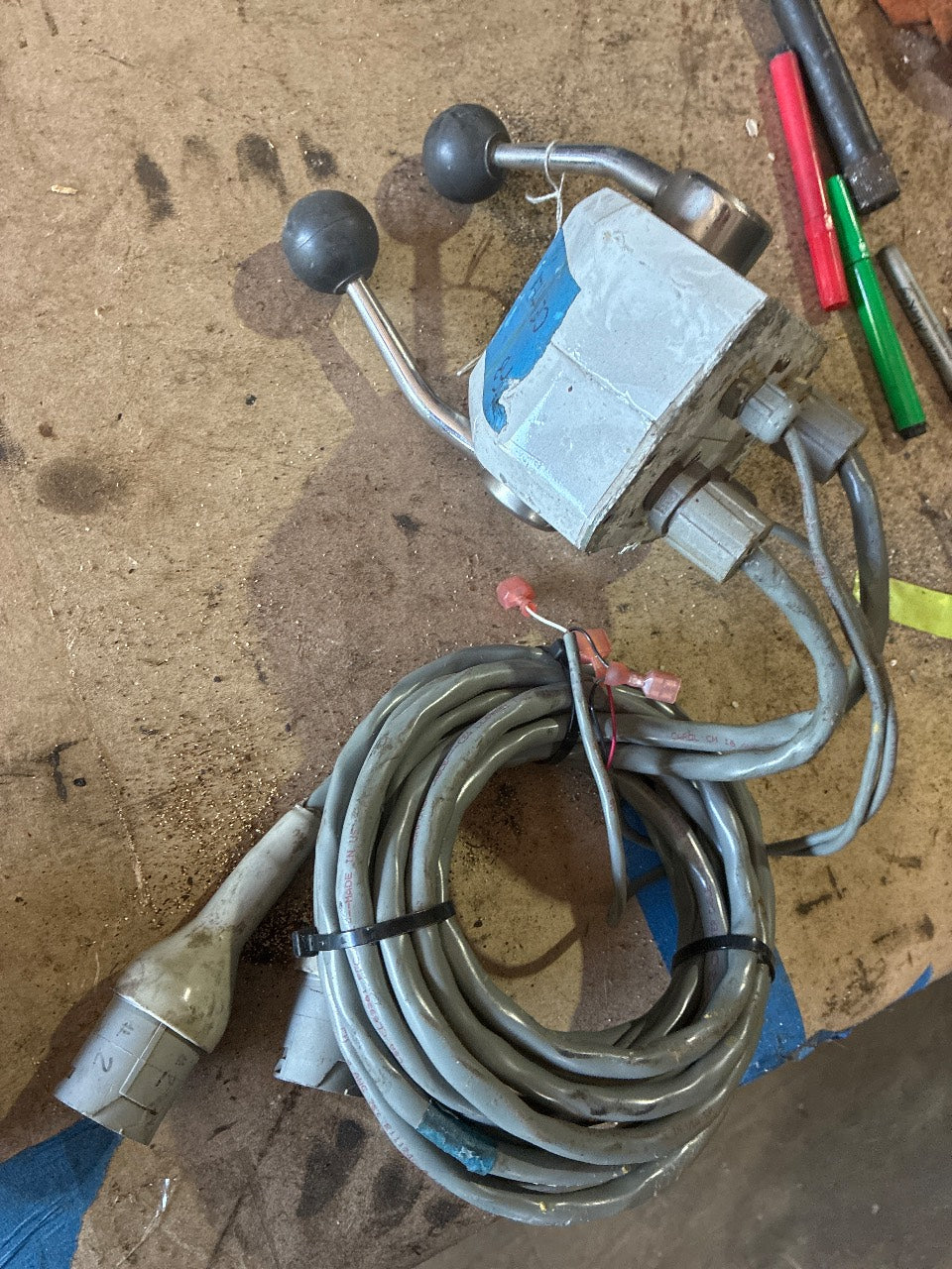 Latham Marine Dual Lever Electronic Throttle/Shift Control Head with Harness - Used