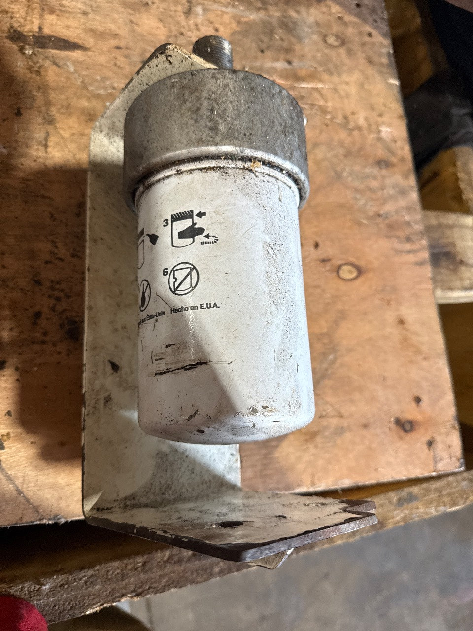 Kohler 360031 Oil Filter with Remote-Mount Bracket & Adapter Head - Used