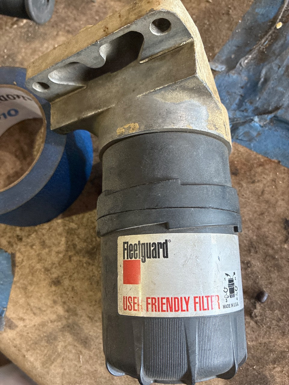 Cummins Fuel Filter Head Assembly with Fleetguard FS1098 Filter - Used