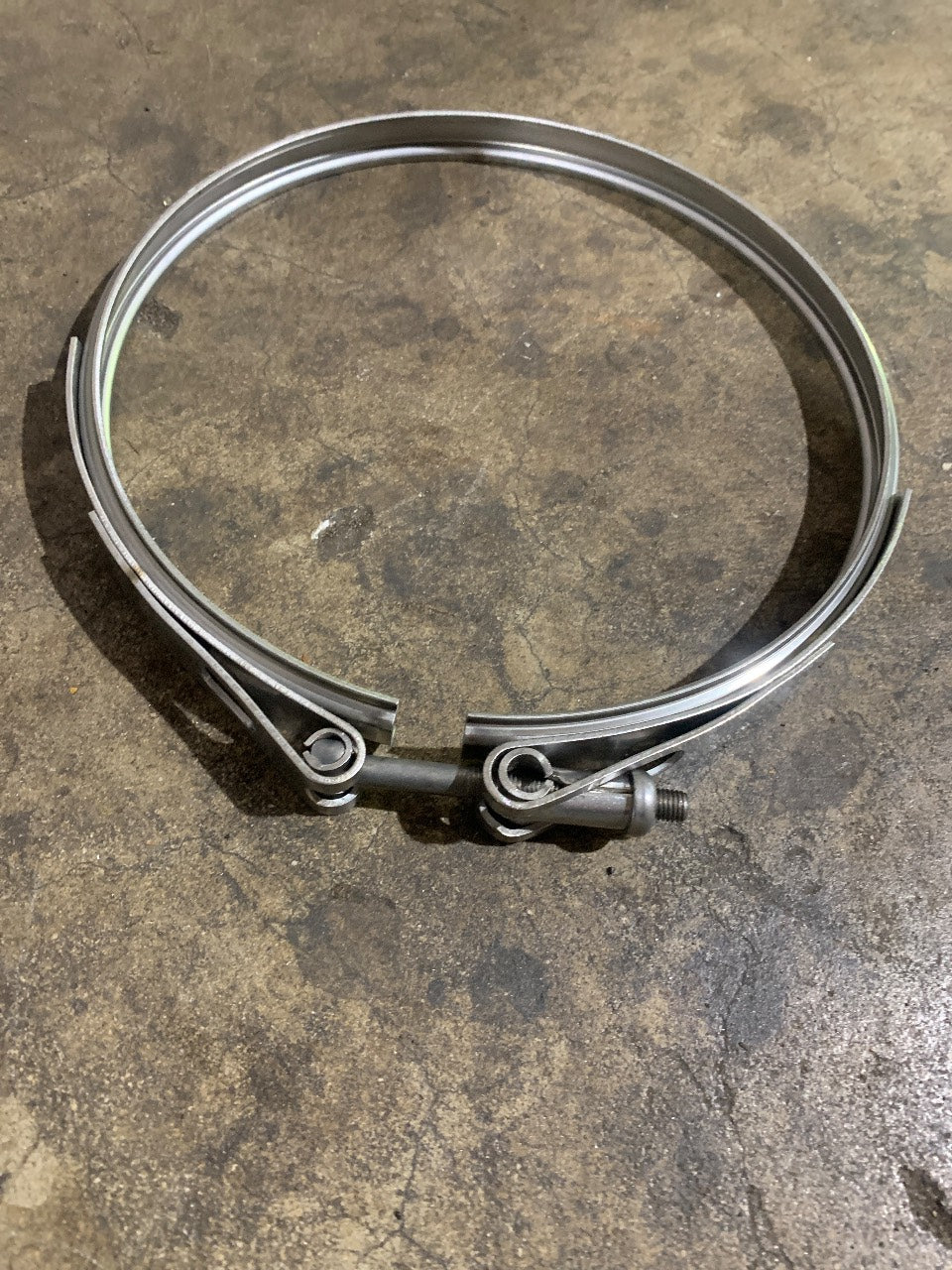 Cummins 2871863 DPF Exhaust V-Band Clamp 13.25" - Used