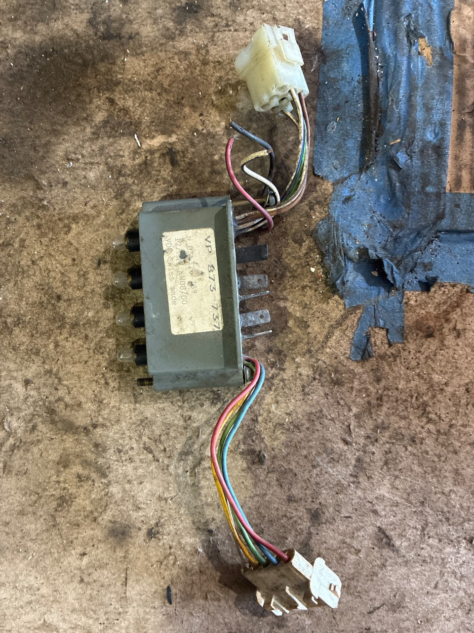 Volvo Penta 873737 Alarm Indicator Lamp Unit 12V VDO - Used