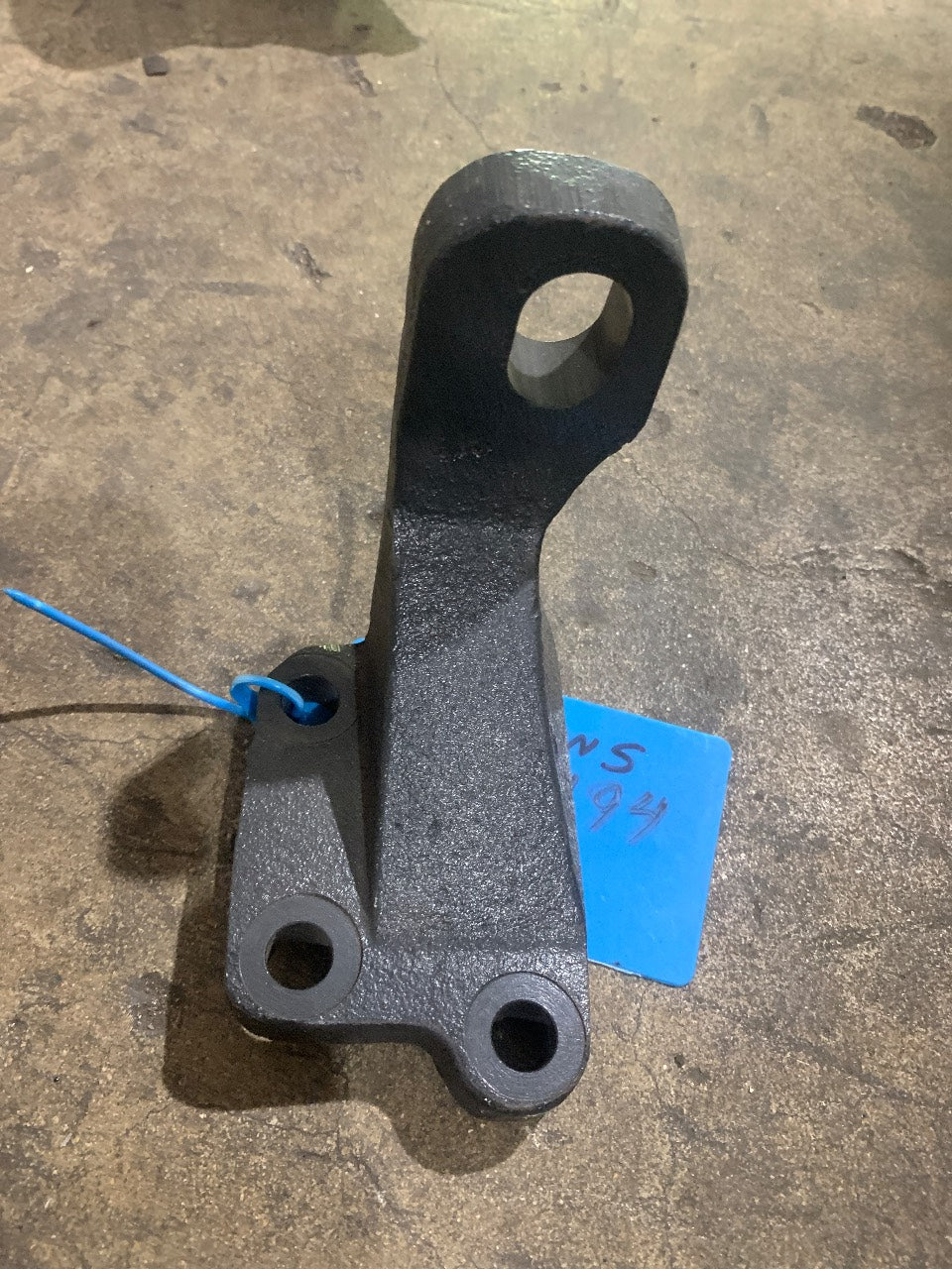 Cummins 3977494 Front Engine Mount Support Bracket - Used