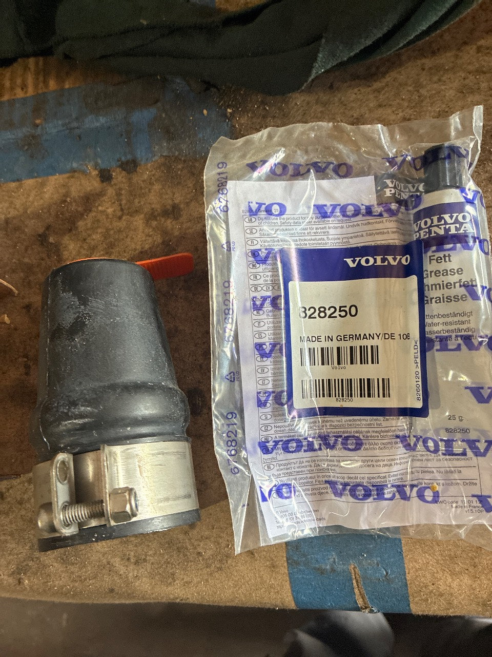 Volvo Penta Dripless Shaft Seal with 828250 Water-Resistant Grease - Used