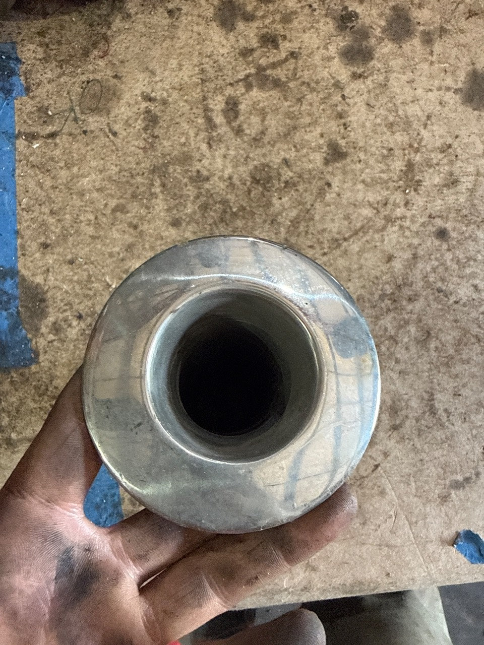 GEM Stainless Steel 90-Degree Flush-Mount Rod Holder - Used