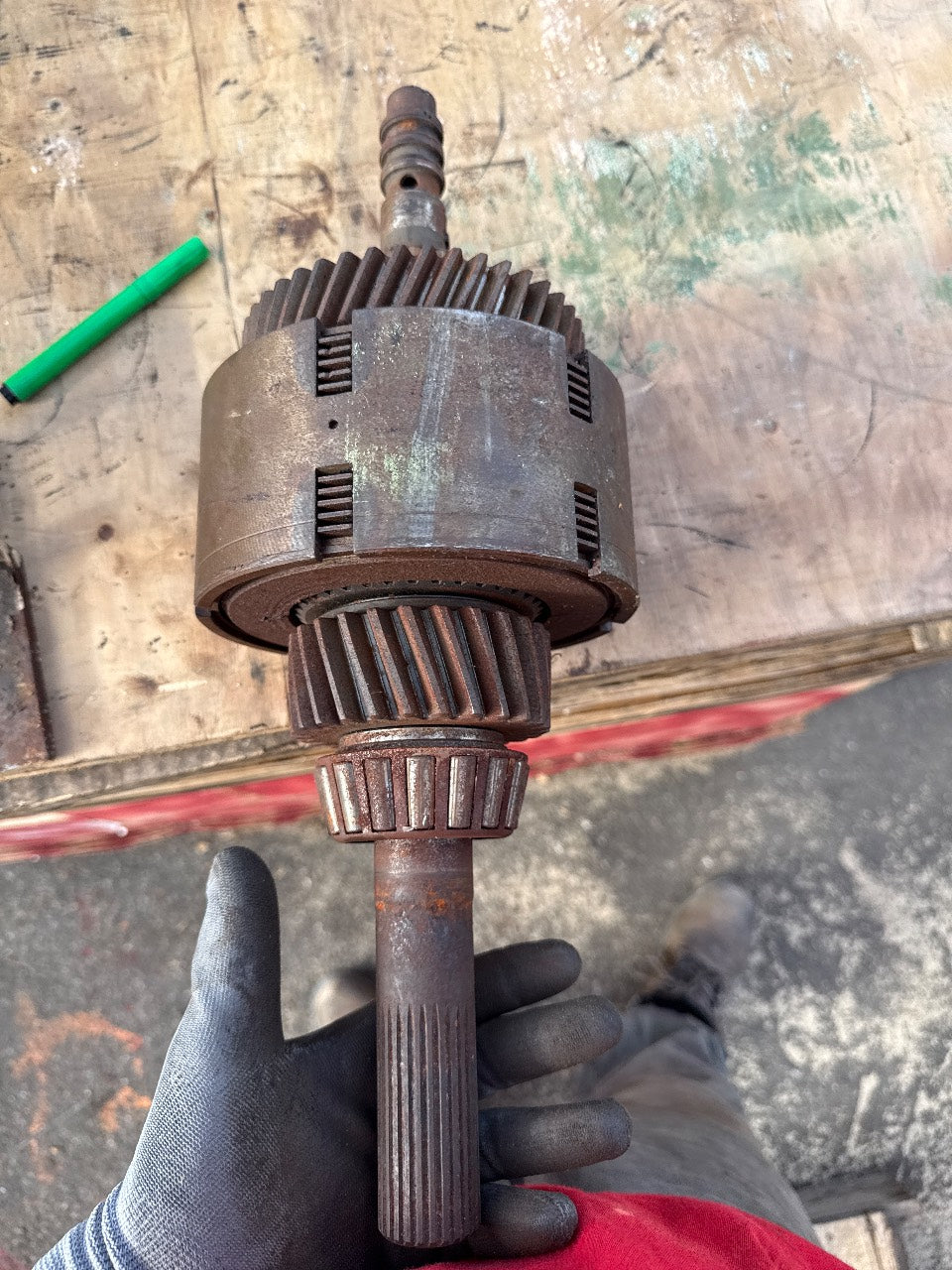ZF Marine Input Shaft Assembly with Clutch Drum for ZF220 / IRM220 Marine Transmission - Used
