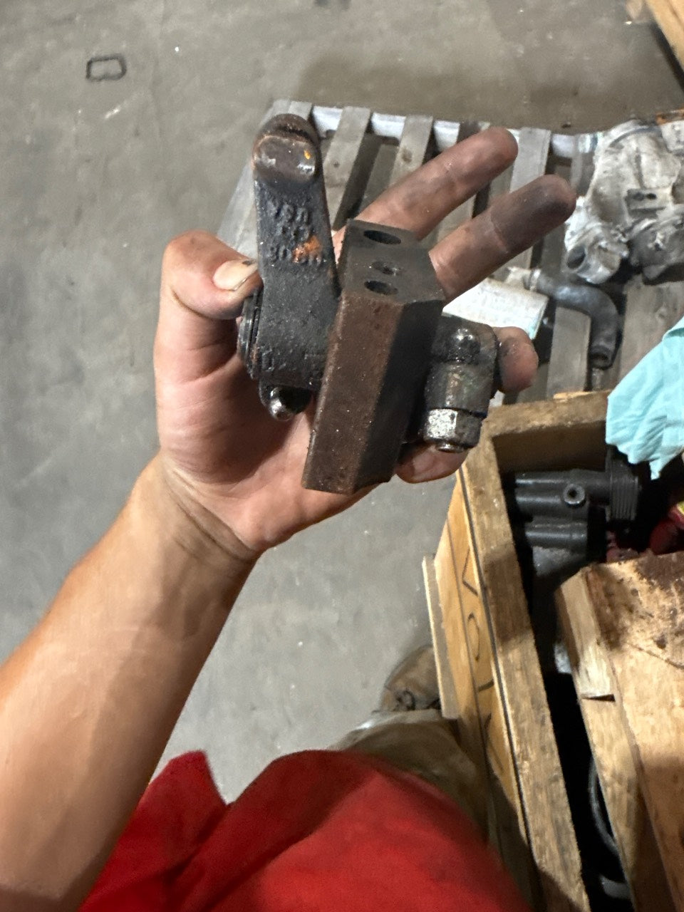 Cummins 6CT / ISC 8.3 Rocker Arm Lever Assembly - Used