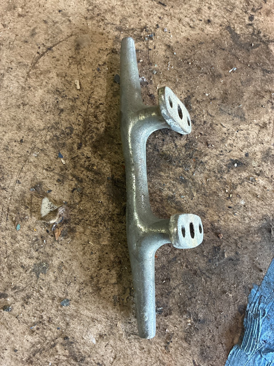 Galvanized Cast Iron Herreshoff Style Open-Base Dock/Deck Cleat 10 in. - Used