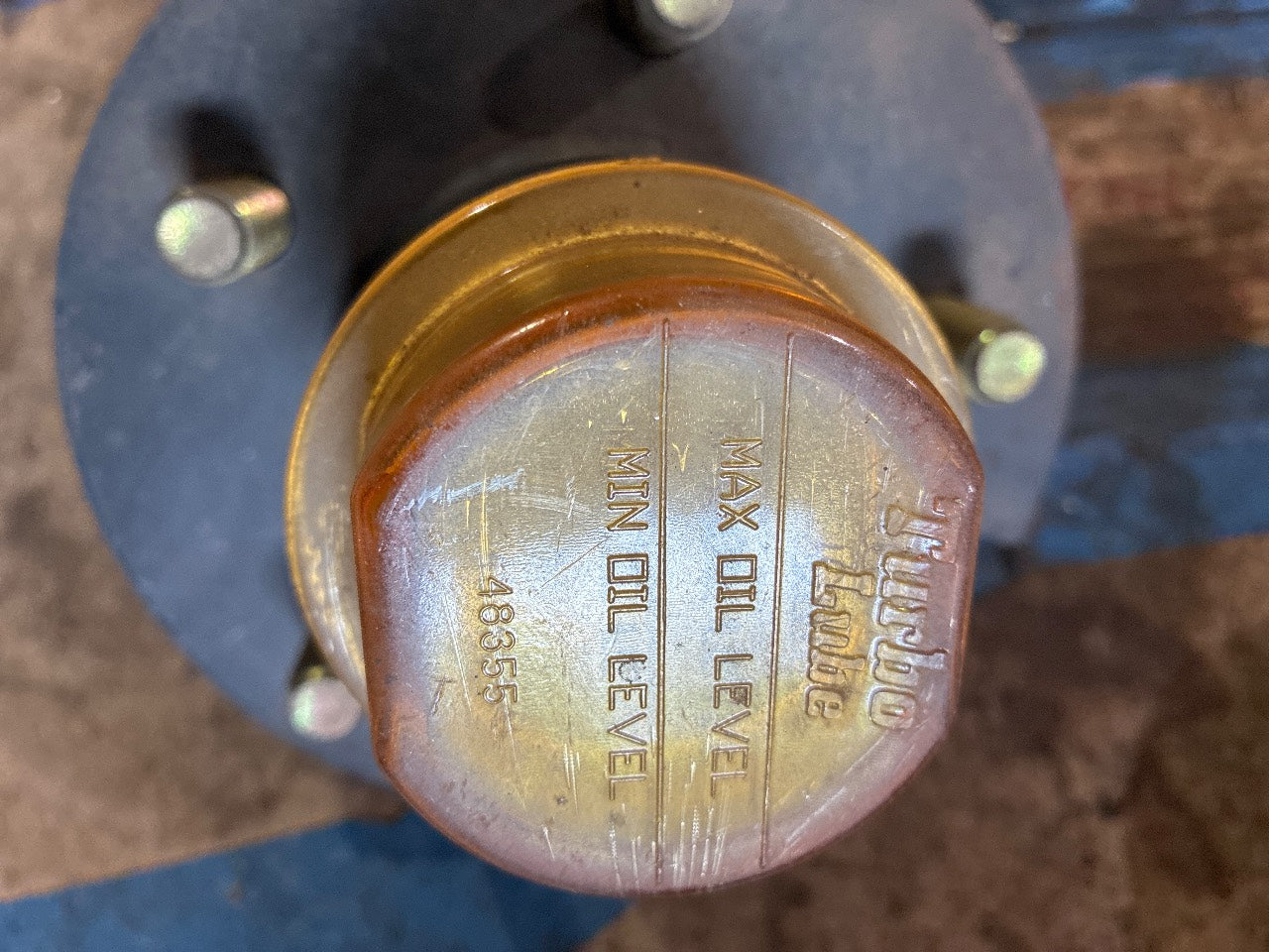T.D.E. Atlanta Flanged Shaft Bearing Housing with Turbo Lube 48355 Oil Level Sight Cap - Used