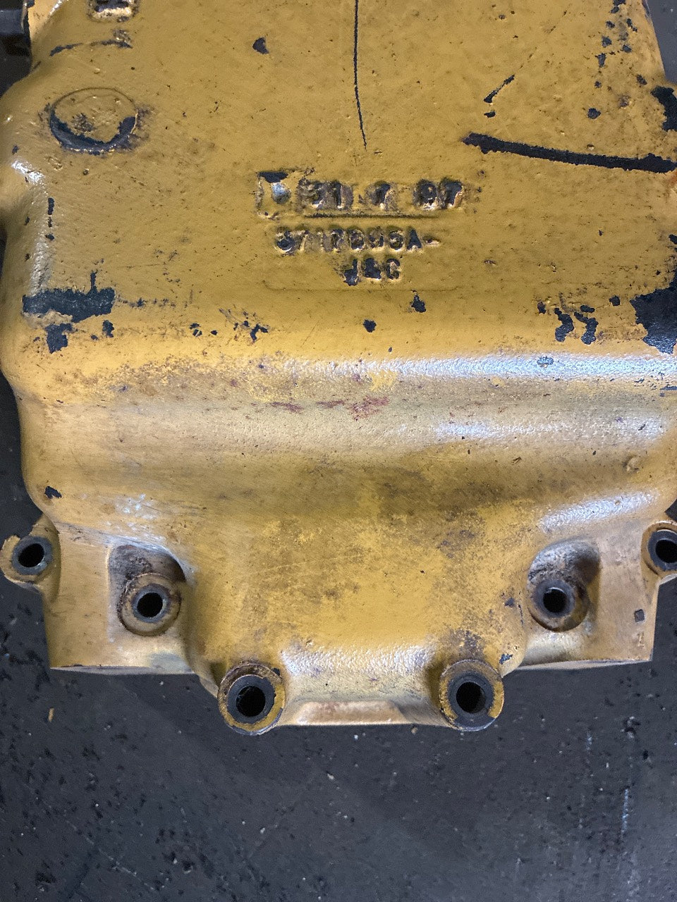 Caterpillar Cast Iron Engine Oil Pan - Used Take-Off