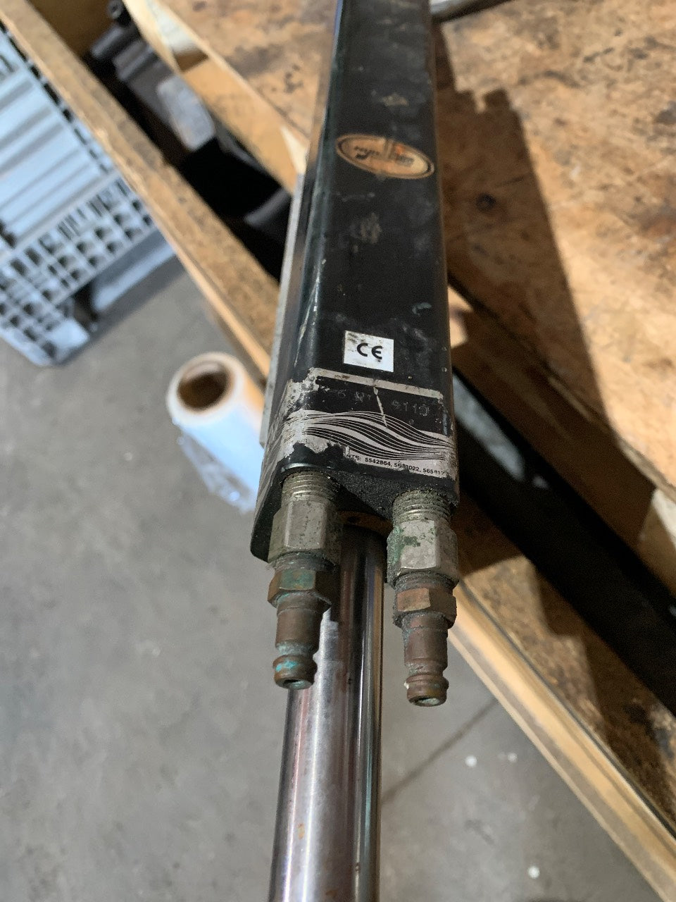 Hynautic Hydraulic Steering Cylinder with Tiller Arm and Mounting Bracket - Used