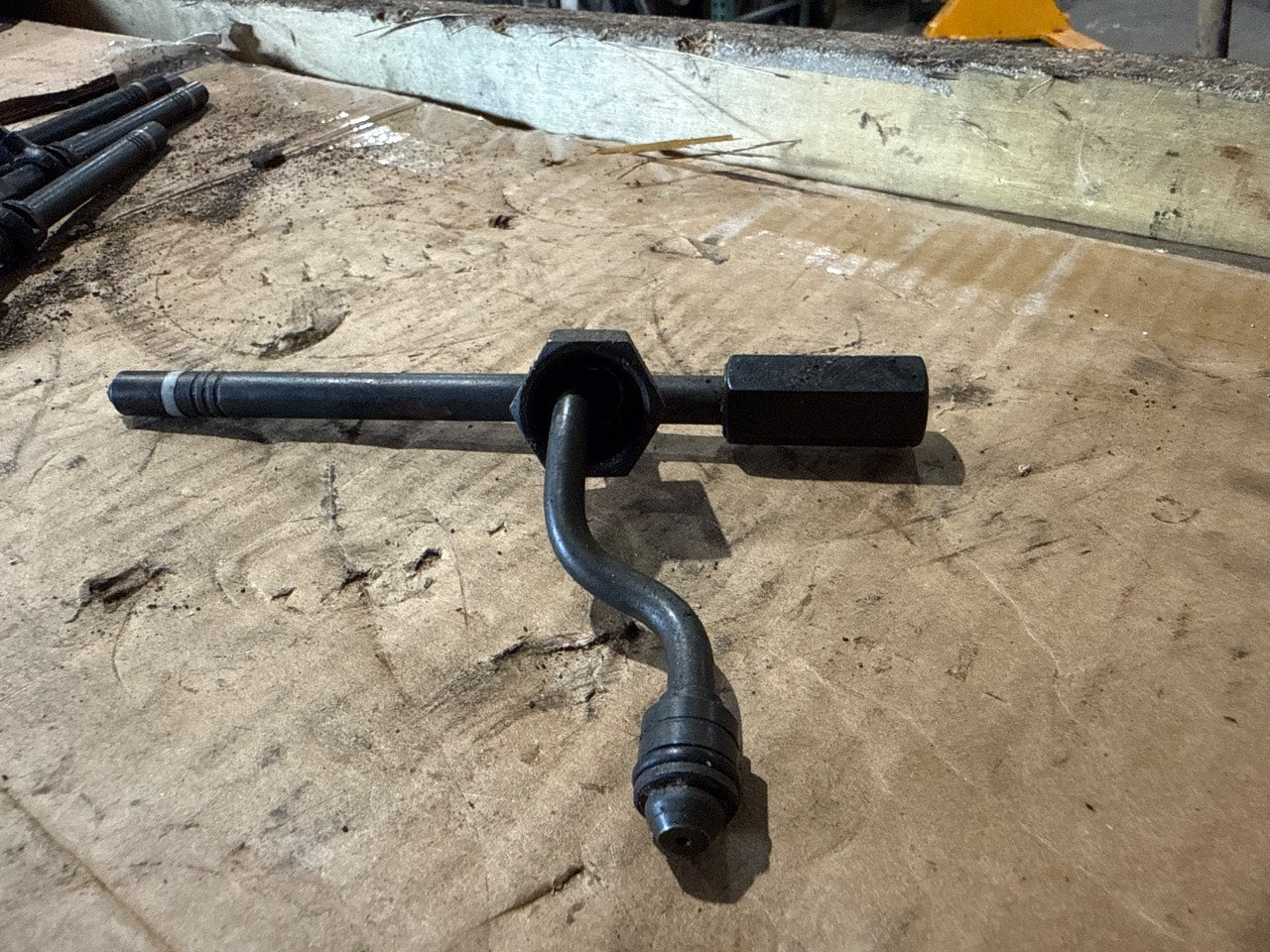 Caterpillar 9L6969 Pencil Fuel Injector Nozzle for CAT 3208 - Used