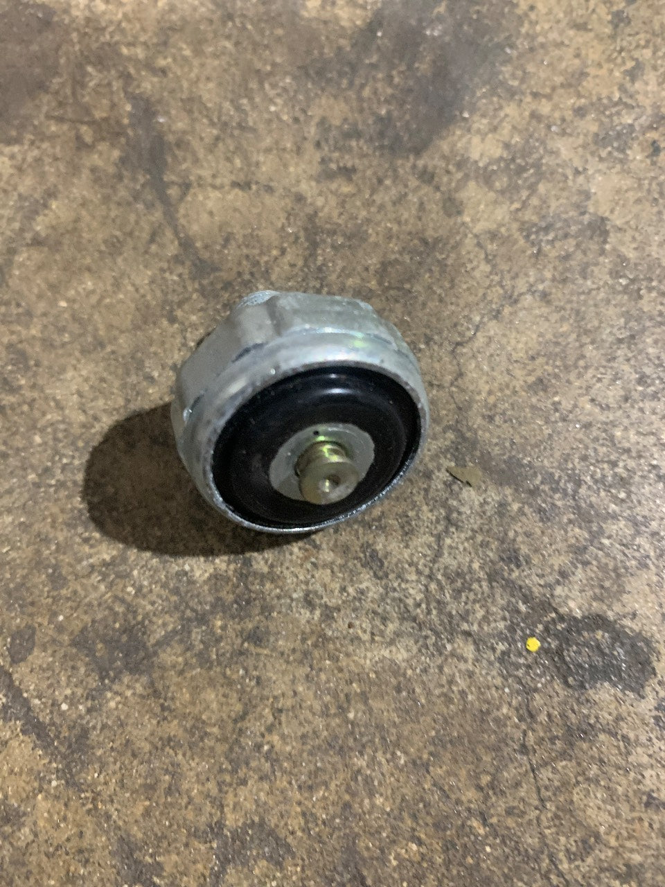 Westerbeke Oil Pressure Switch Sender for Marine Diesel / Generator - New