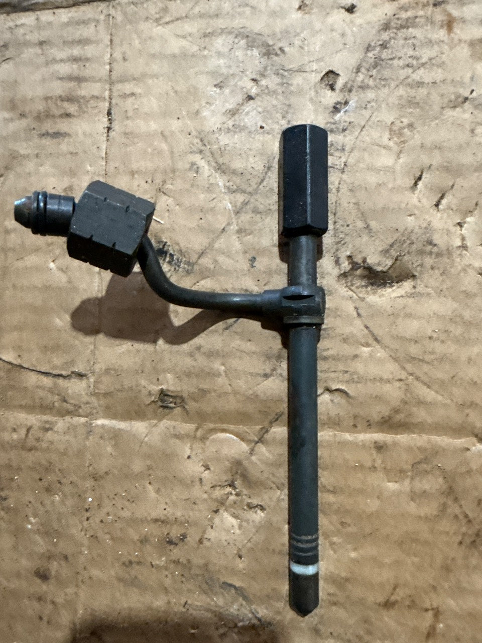 Caterpillar 9L-6969 Pencil Fuel Injector for CAT 3208 / 3204 - Used