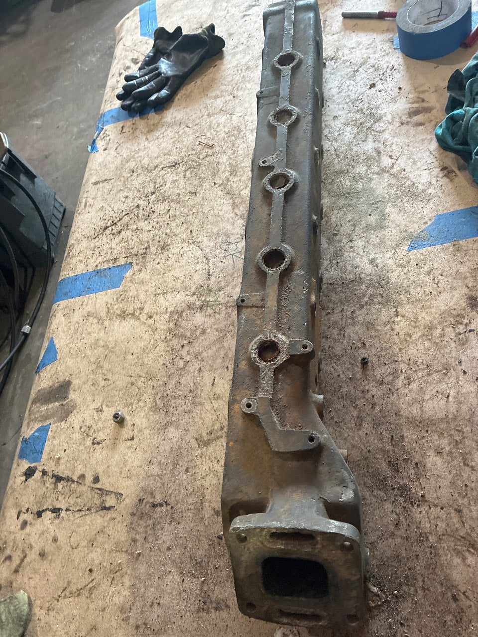 Cummins 6-Cylinder Marine Water-Cooled Exhaust Manifold - Used Core