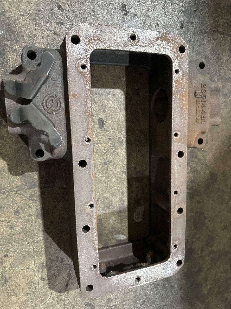Detroit Diesel 23514481 Oil Cooler / Air Intake Housing for Series 60 - Used