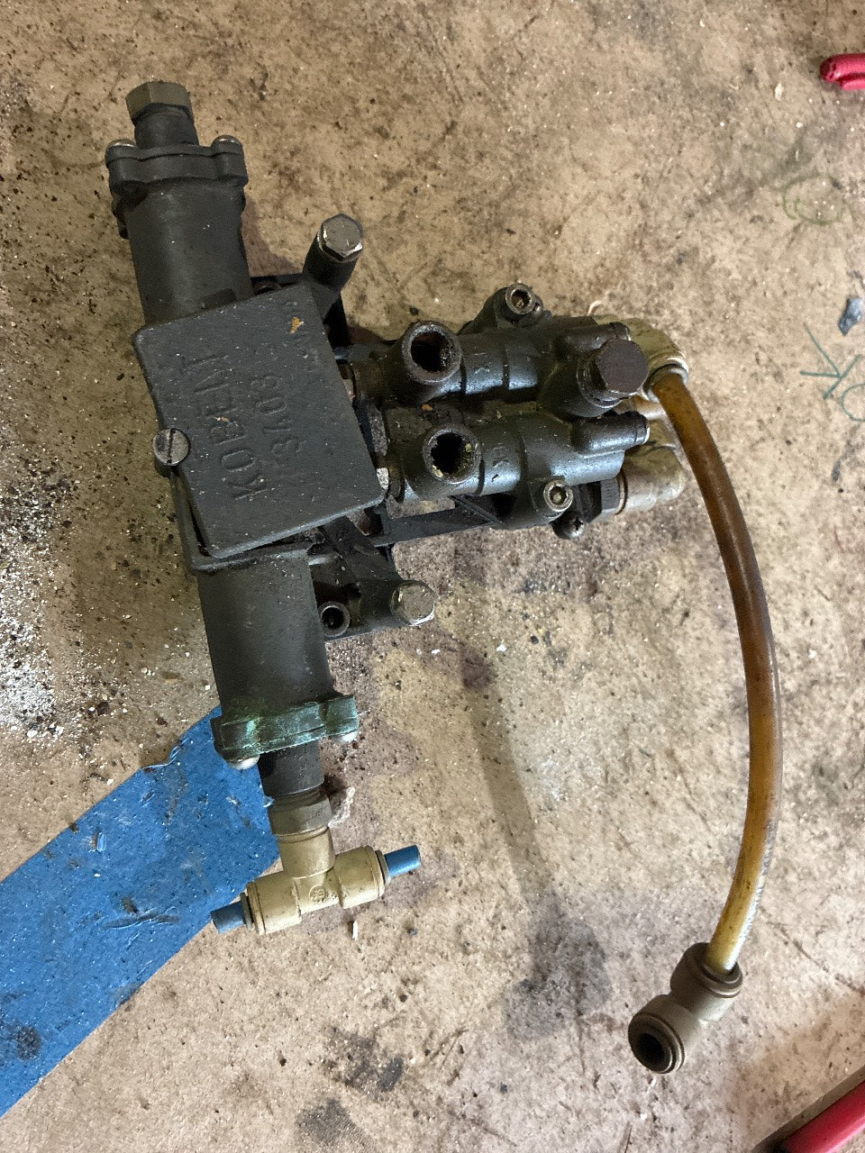 Kobelt 3403 Marine Pneumatic Clutch / Throttle Control Valve Assembly - Used