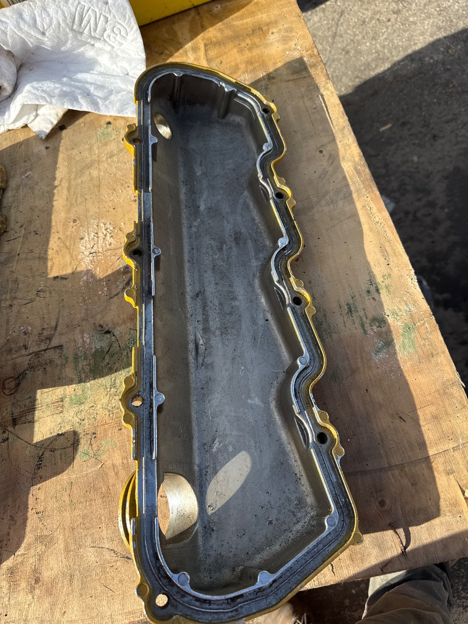 Caterpillar 9L7430 Valve Cover for 3208 Marine Diesel Engine - Used