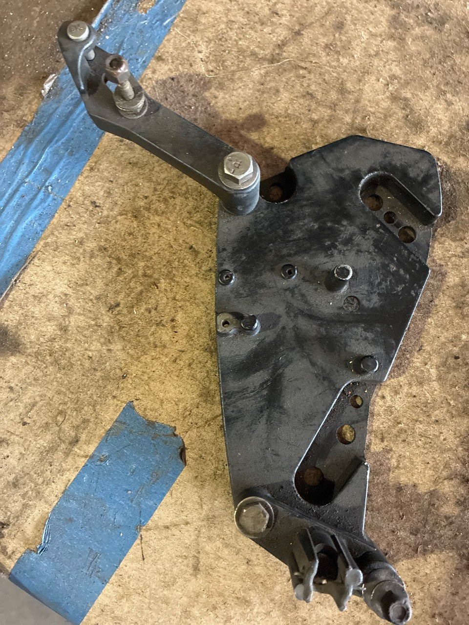 Mercury MerCruiser 99236 Shift Plate Bracket Assembly with Lever - Used