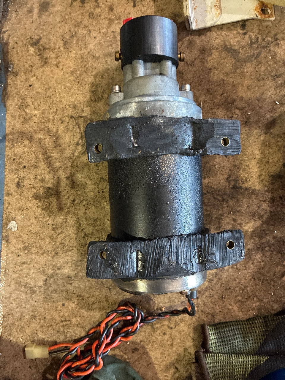 Octopus Model 1212 12V 1200 cc/min Reversing Hydraulic Autopilot Pump - Used