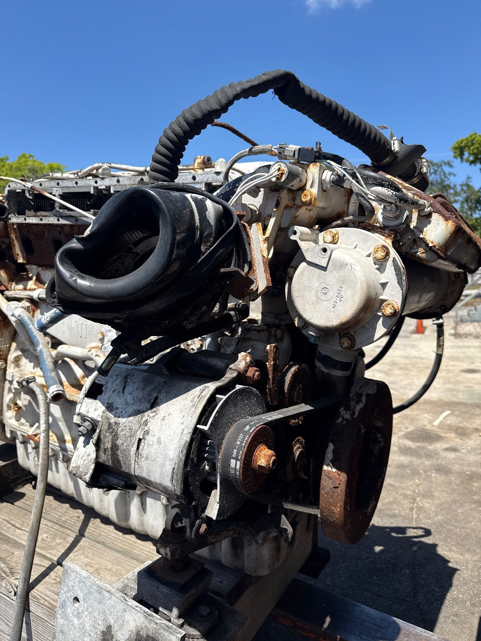 Caterpillar 3126 420 HP Marine Diesel Engine Arr. 122-0083 S/N 8NM04161 - Used