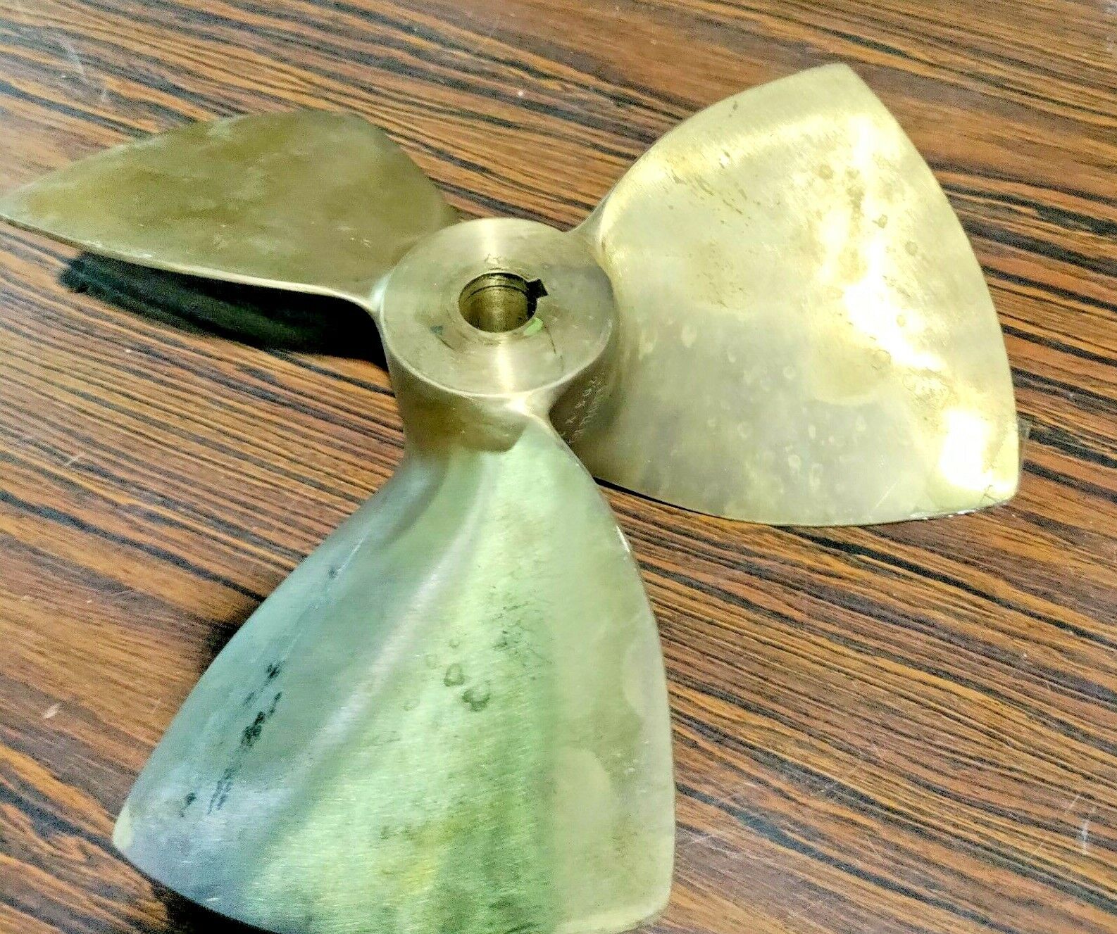 NEW VETUS # BP1053 BRONZE BOW THRUSTER PROPELLER BOW #22024 / BOW 230 HM