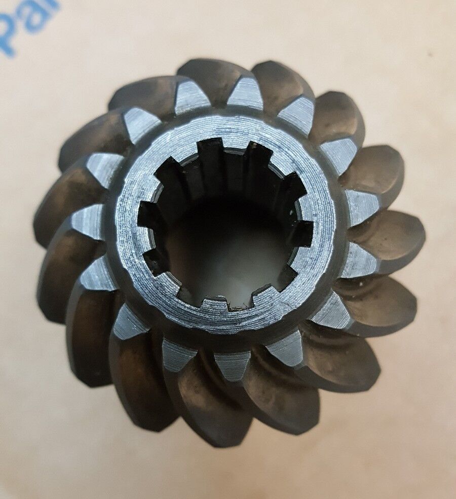Lower Unit Gear 15 Tooth 832632-1 Volvo Penta 270 Outdrive Inboard/Out