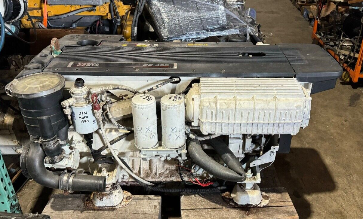 Volvo Diesele Marine Engine D6-435 KA